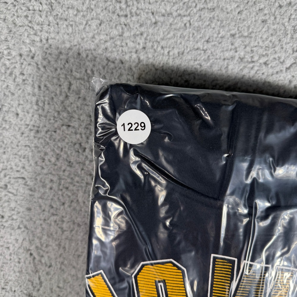 Iowa Hawkeyes Hoodie Youth Medium Black NCAA University Sweatshirt w/Facemask - Picture 8 of 8